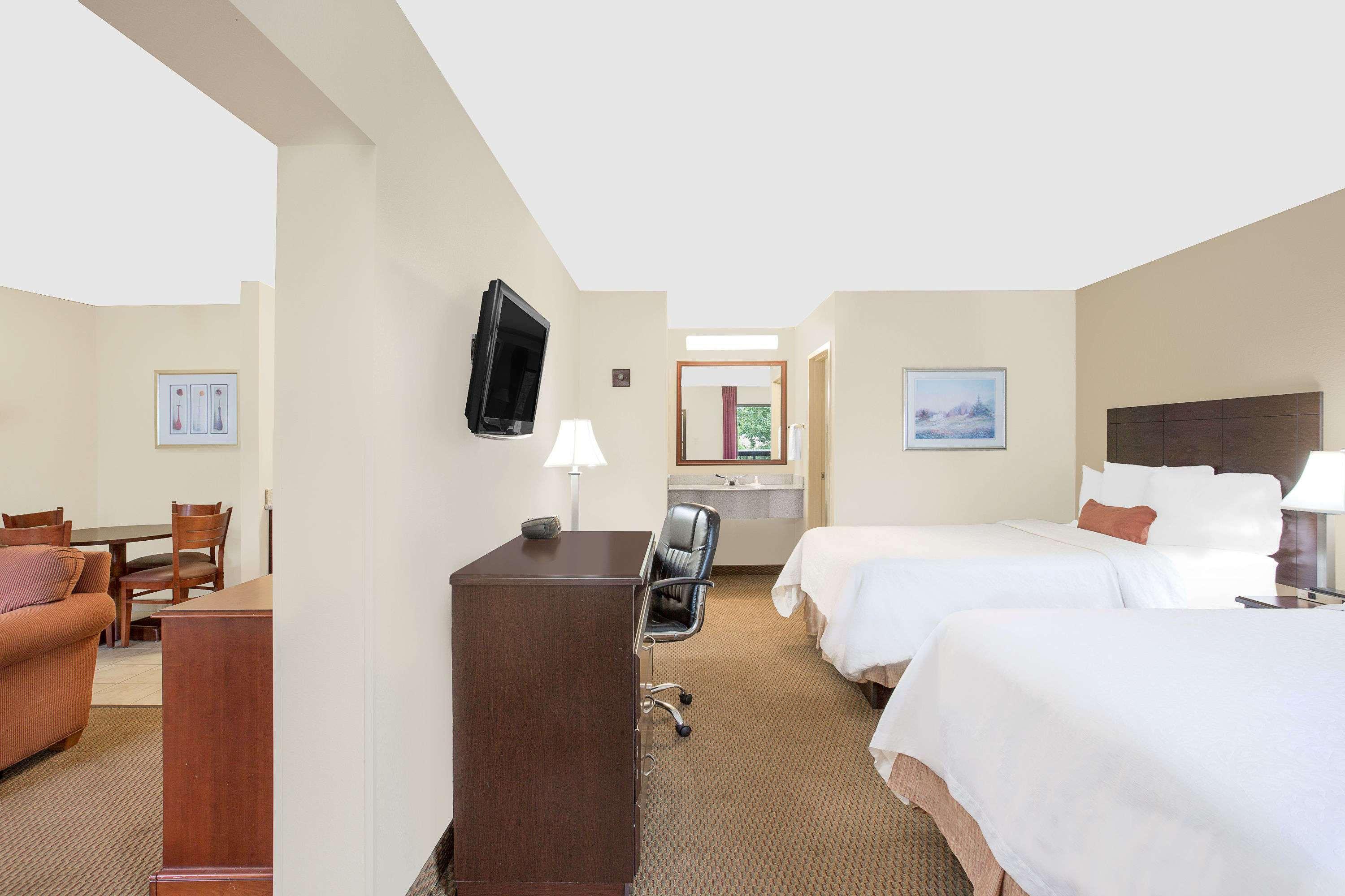 Baymont By Wyndham Greenville Extérieur photo